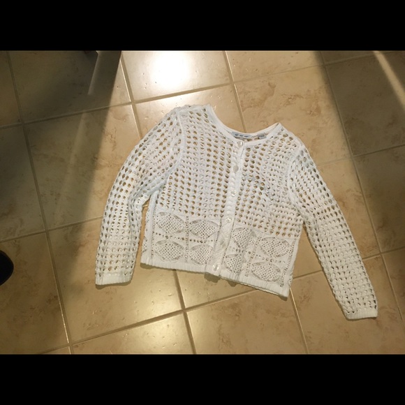 Adorable White Crotched Sweather - Picture 6 of 8